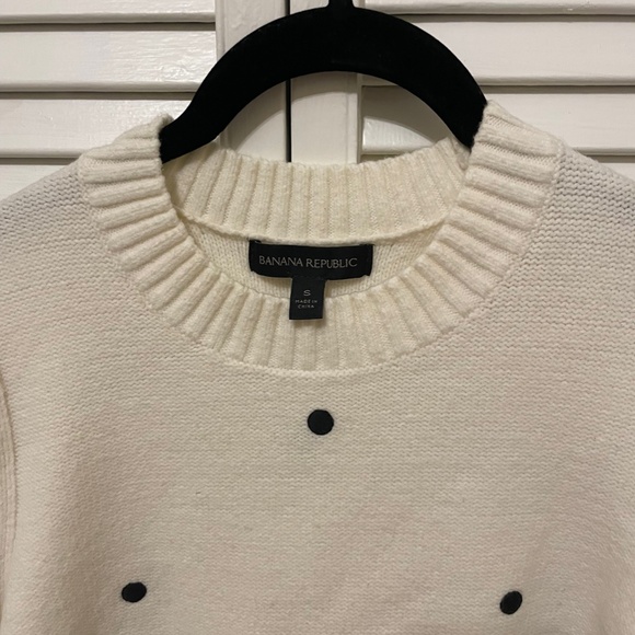 Banana Republic Polka Dot Sweater - Picture 2 of 2